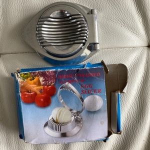 Commercial Grade Egg Slicer